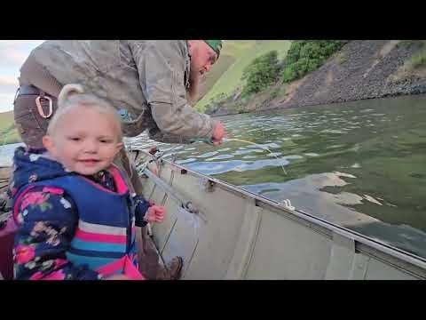 Kid Catches BIG CATFISH on disney fishing rod #johnday