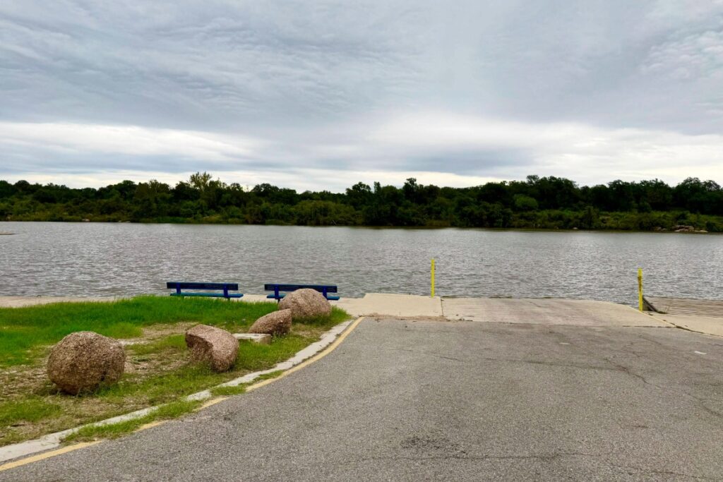 Cottonwood Shores allows 24-hour boat launch access, fishing